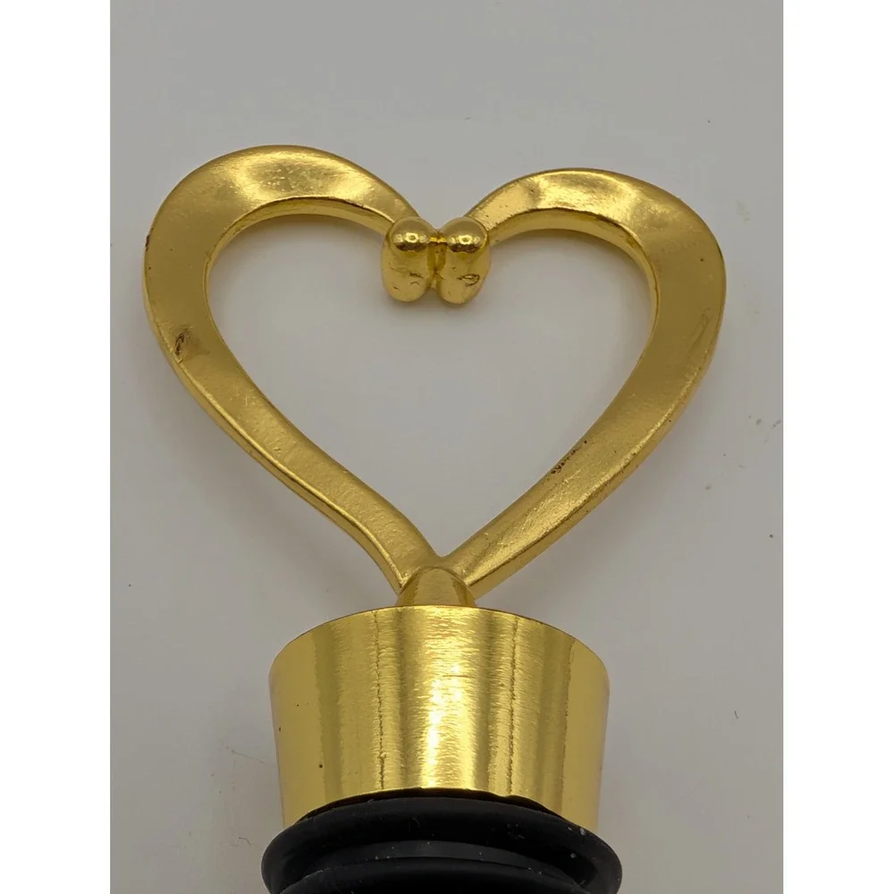 Gold Tone Heart Wine Bottle Stopper Decorative Barware Rubber Seal 4.5